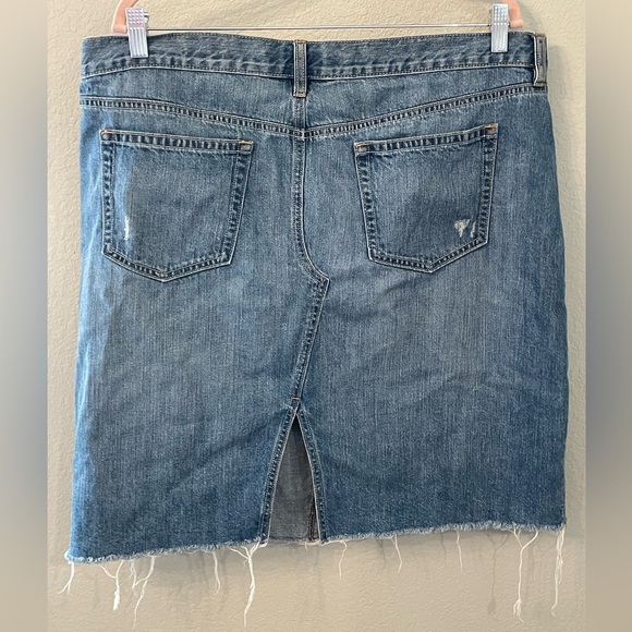 Old‎ Navy Blue Denim Jean Skirt 16 with Frayed Raw Hem Distressed Western Rodeo - Picture 2 of 5